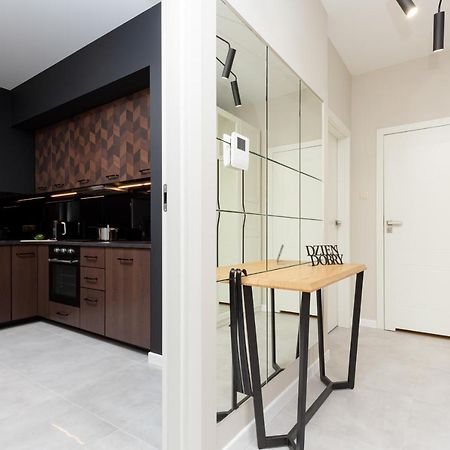 Awangarda Apartment Warsaw Ochota By Renters Prestige Exterior photo