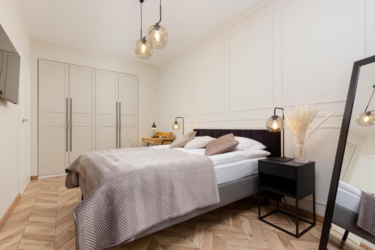 Awangarda Apartment Warsaw Ochota By Renters Prestige Exterior photo